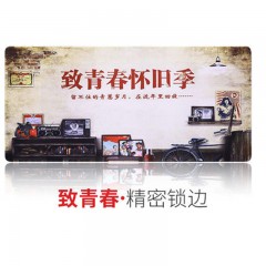 国产 鼠标垫大号带锁边可爱动漫加厚电脑垫办公桌垫学生键盘胶垫包边