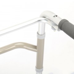 鱼跃 助行器YU710铝合金四脚拐杖扶手架框架可调高度老人助步器