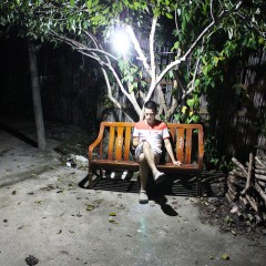 国产 LED可充电式家用应急灯移动夜市摆摊神器无线停电照明灯泡超亮 DLDKM-7737