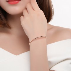 潮宏基  香线  红18k金手镯玫瑰金镯子百搭手饰女 X