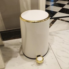 国产 简约带盖脚踏式垃圾桶家用大号创意北欧客厅厨房卫生间卧室 ZERO