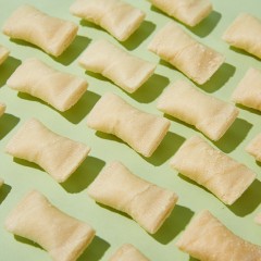 咔啰卡曼 爆浆小蛋卷鸡蛋卷酸奶味饼干食品168g