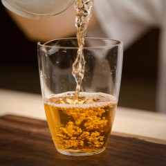 2013年合和昌六星 七年陈香普洱茶生茶357g七子饼茶 布朗山古树茶